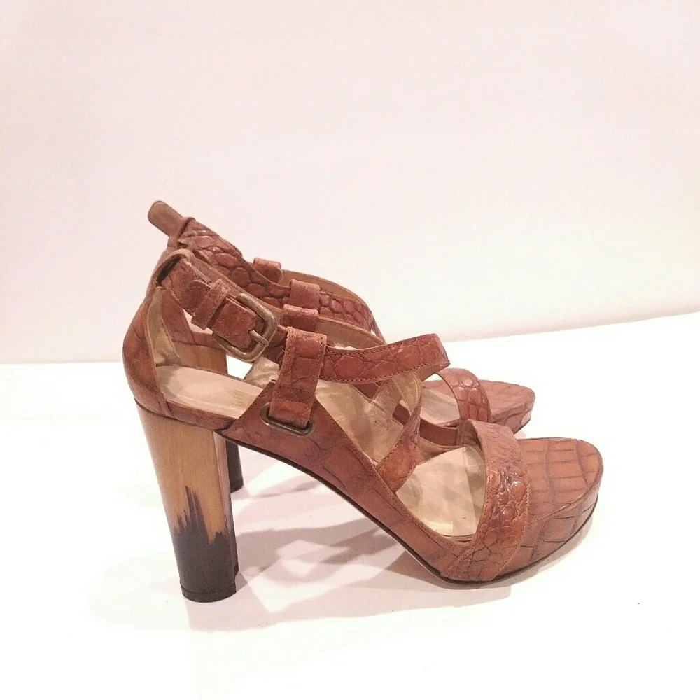 Stuart Weitzman Women's Strappy Heel Croco Tan 7